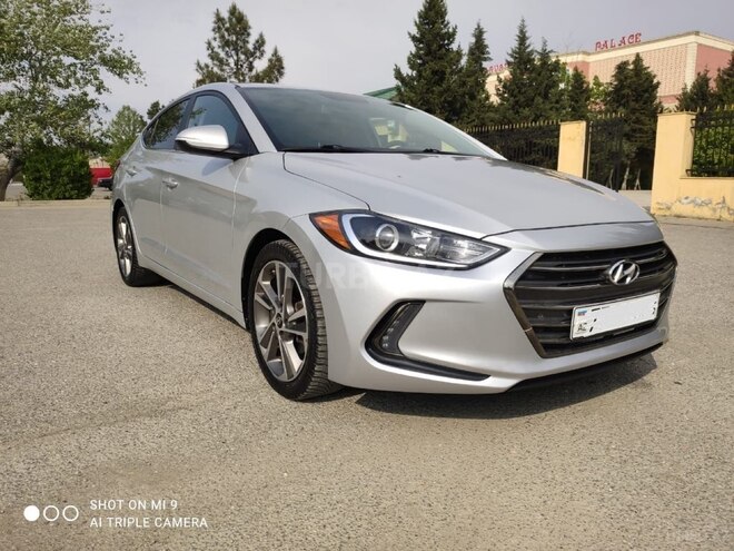 Hyundai Elantra 2017, 140,000 km - 2.0 l - Şirvan