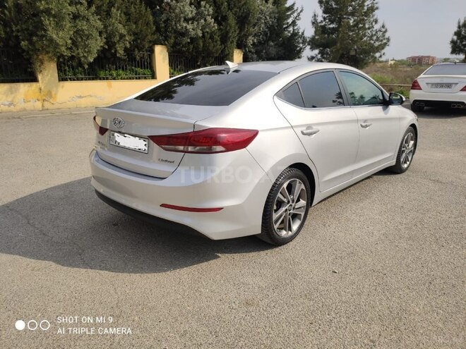 Hyundai Elantra 2017, 140,000 km - 2.0 l - Şirvan