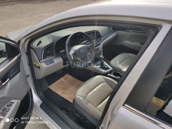 Hyundai Elantra 2017, 140,000 km - 2.0 l - Şirvan