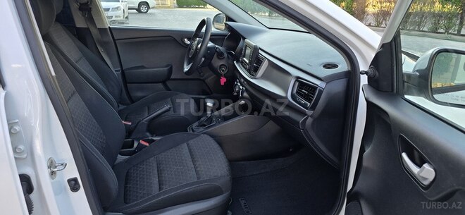 Kia Rio 2018, 85,642 km - 1.6 l - Bakı