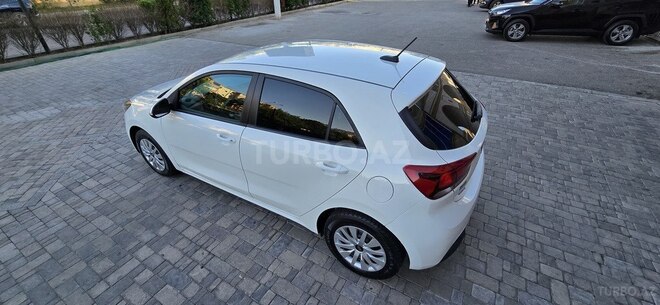 Kia Rio 2018, 85,642 km - 1.6 l - Bakı