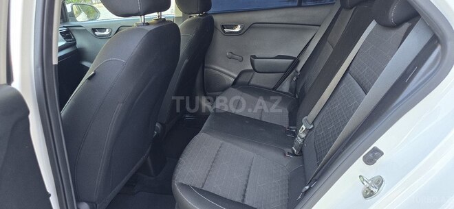 Kia Rio 2018, 85,642 km - 1.6 l - Bakı