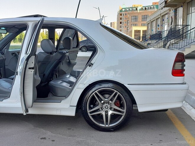 Mercedes C 230 1999, 248,000 km - 2.3 l - Sumqayıt