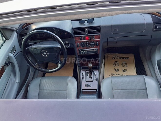 Mercedes C 230 1999, 248,000 km - 2.3 l - Sumqayıt