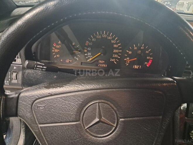 Mercedes C 200 1998, 230,000 km - 2.0 l - Bakı