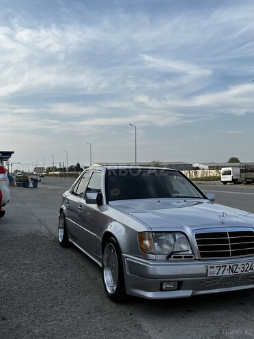 Mercedes E 280 1994, 337,600 km - 2.8 l - Bakı