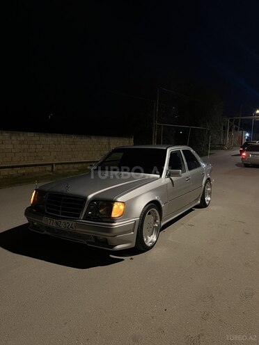 Mercedes E 280 1994, 337,600 km - 2.8 l - Bakı