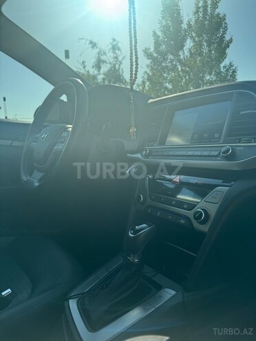 Hyundai Elantra 2016, 104,849 km - 2.0 l - Bakı