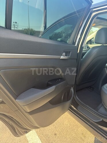 Hyundai Elantra 2016, 104,849 km - 2.0 l - Bakı