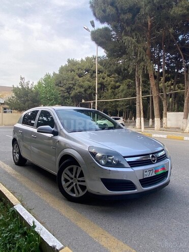 Opel Astra 2006, 282,800 km - 1.3 l - Bakı