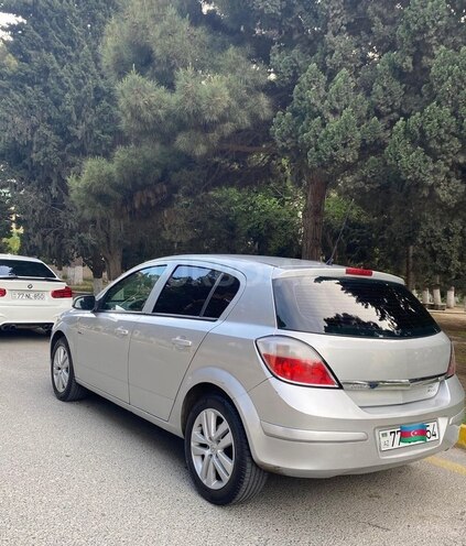Opel Astra 2006, 282,800 km - 1.3 l - Bakı