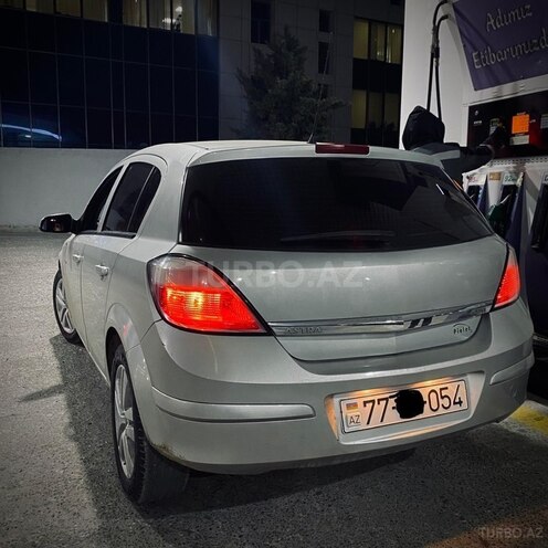 Opel Astra 2006, 282,800 km - 1.3 l - Bakı