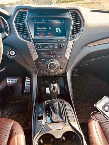 Hyundai Santa Fe 2017, 188,000 km - 2.0 л - Bakı