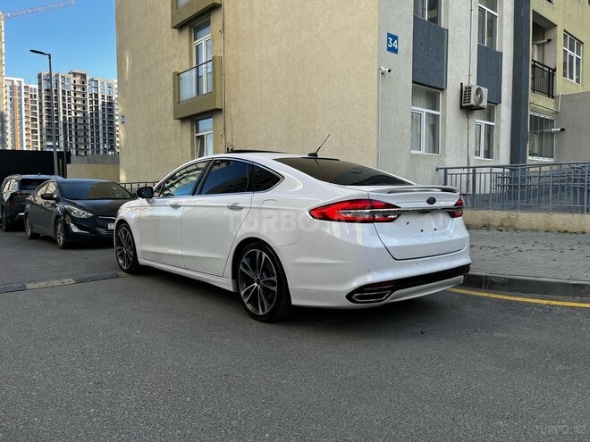 Ford Fusion (North America) 2017, 178,000 km - 2.0 л - Bakı