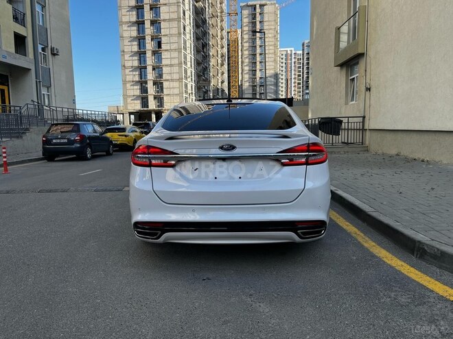 Ford Fusion (North America) 2017, 178,000 km - 2.0 л - Bakı