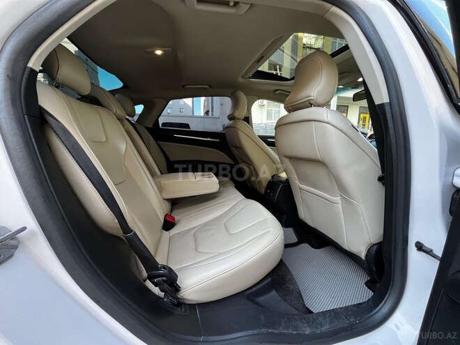 Ford Fusion (North America) 2017, 178,000 km - 2.0 л - Bakı
