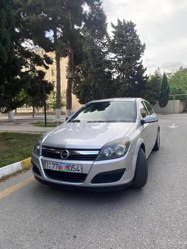 Opel Astra 2006, 282,800 km - 1.3 l - Bakı
