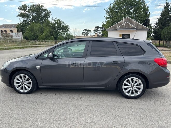 Opel Astra 2012, 229,000 km - 1.3 l - Gəncə