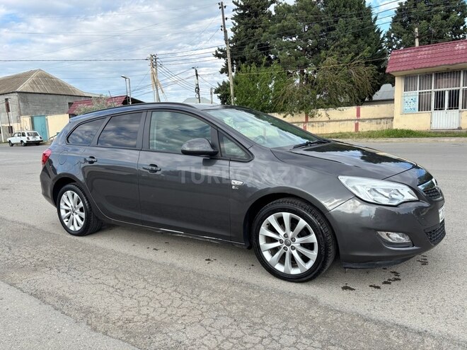 Opel Astra 2012, 229,000 km - 1.3 l - Gəncə