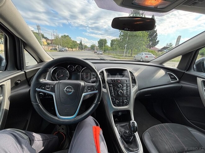 Opel Astra 2012, 229,000 km - 1.3 l - Gəncə