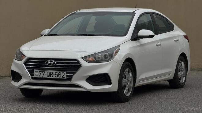 Hyundai Accent-3