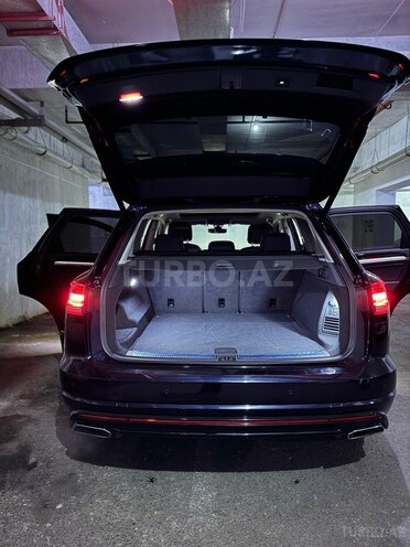 Volkswagen Touareg 2019, 82,000 km - 3.0 l - Bakı