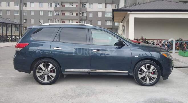 Nissan Pathfinder 2014, 190,000 km - 3.5 l - Bakı