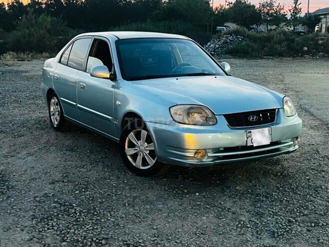 Hyundai Accent 2005, 427,000 km - 1.5 l - Salyan