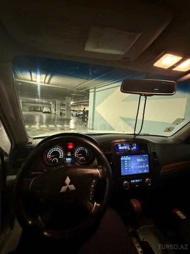 Mitsubishi Pajero 2007, 324,000 km - 3.5 l - Bakı