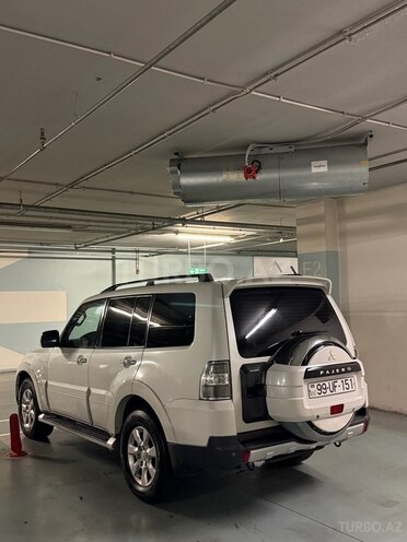 Mitsubishi Pajero 2007, 324,000 km - 3.5 l - Bakı