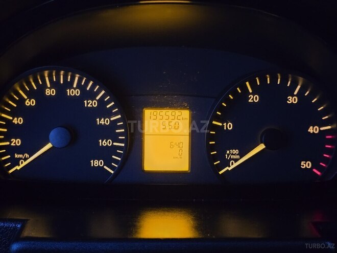 Mercedes Sprinter 316 2013, 195,600 km - 2.2 l - Bakı