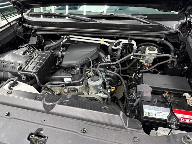 Toyota Land Cruiser Prado 2014, 156,000 km - 2.7 л - Bakı