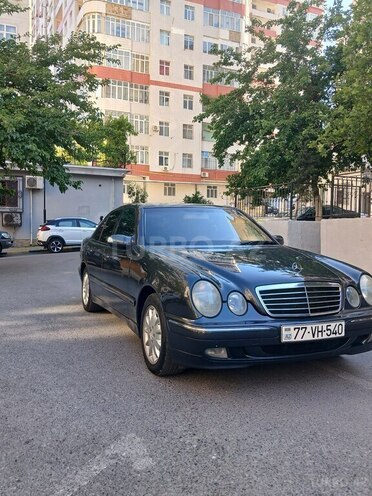 Mercedes E 240 2000, 292,000 km - 2.4 l - Bakı