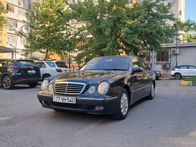 Mercedes E 240 2000, 292,000 km - 2.4 l - Bakı
