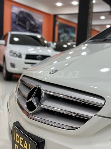 Mercedes B 170 2009, 89,000 km - 1.7 l - Sumqayıt
