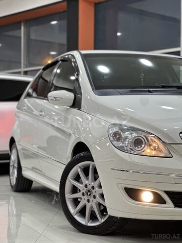 Mercedes B 170 2009, 89,000 km - 1.7 l - Sumqayıt
