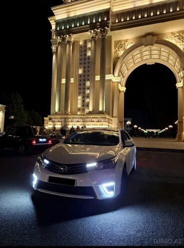 Toyota Corolla 2013, 236,000 km - 1.6 l - Gəncə