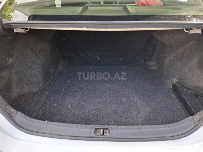 Toyota Corolla 2013, 236,000 km - 1.6 l - Gəncə