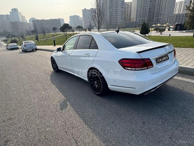 Mercedes E 250 4MATIC 2015, 207,000 km - 2.1 л - Bakı
