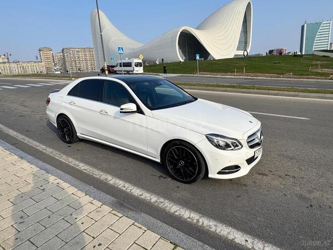 Mercedes E 250 4MATIC 2015, 207,000 km - 2.1 л - Bakı