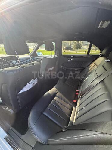 Mercedes E 250 4MATIC 2015, 207,000 km - 2.1 л - Bakı