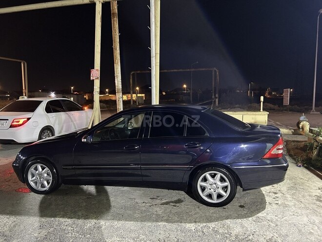 Mercedes C 200-2