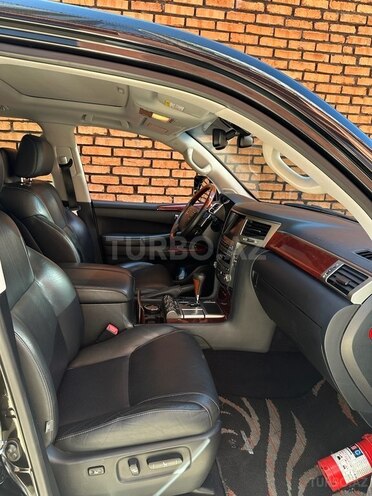 Lexus LX 570 2013, 98,000 km - 5.7 l - Bakı