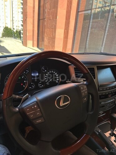 Lexus LX 570 2013, 98,000 km - 5.7 l - Bakı
