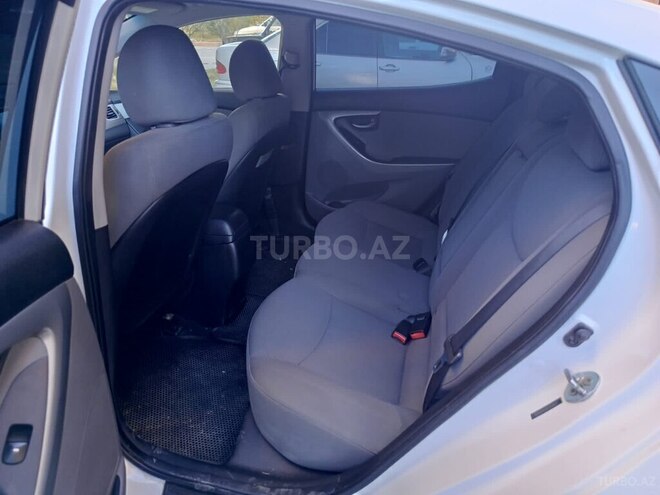Hyundai Elantra 2014, 50,212 km - 1.6 л - Mingəçevir
