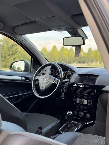 Opel Astra 2009, 194,000 km - 1.4 l - Ağdaş