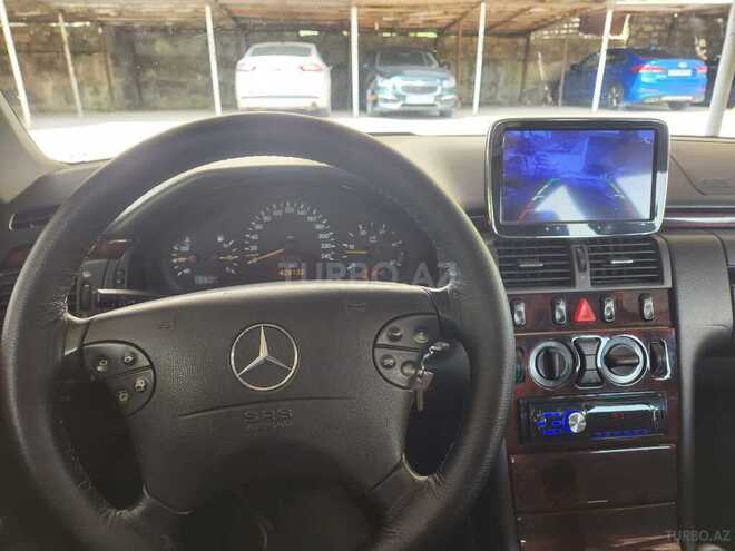 Mercedes E 220 1999, 425,000 km - 2.2 l - Bakı