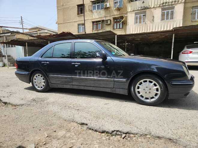 Mercedes E 220 1999, 425,000 km - 2.2 l - Bakı