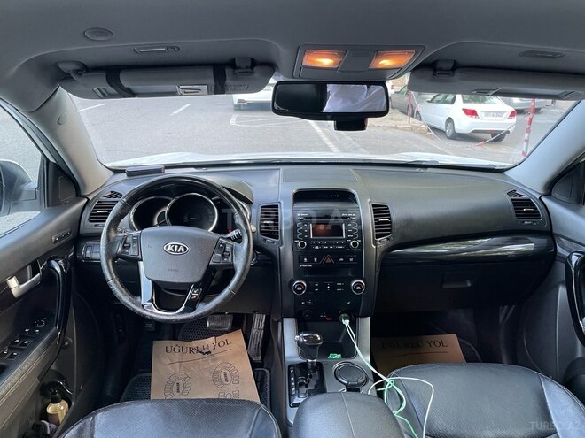 Kia Sorento-5