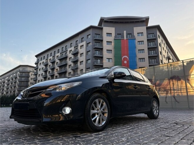 Toyota Auris-6